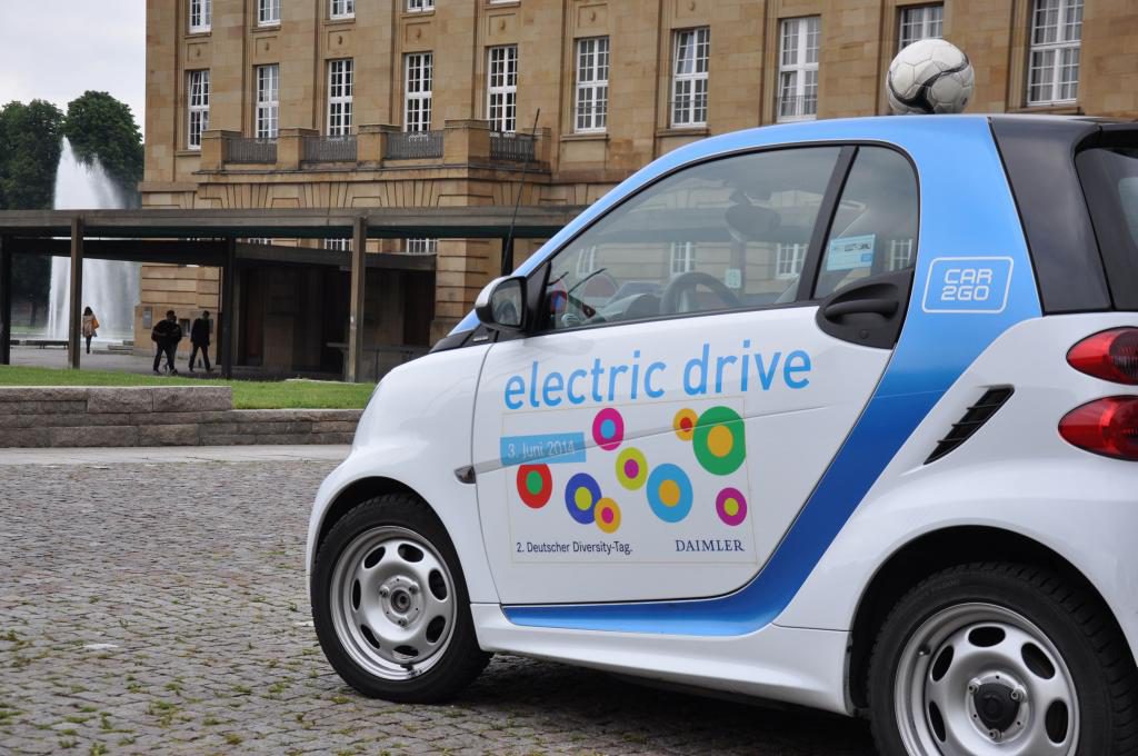 einer-der-diversity-smarts-von-car2go-in-Stuttgart