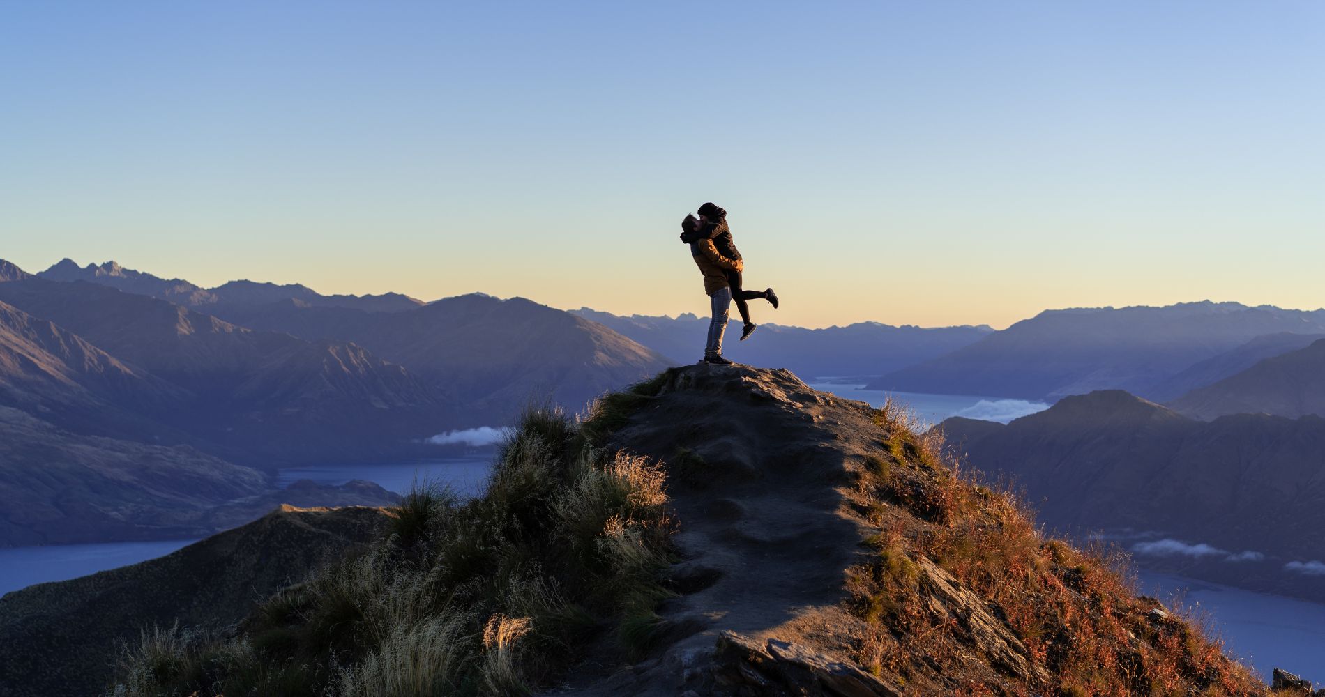 Bergpanorama und Abenteuer in der Natur – unvergessliche Erlebnisse beim Studieren in Neuseeland.