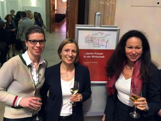 Munich Business School Staff im bayerischen Landtag