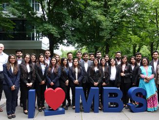 Students of Delhi School of Business