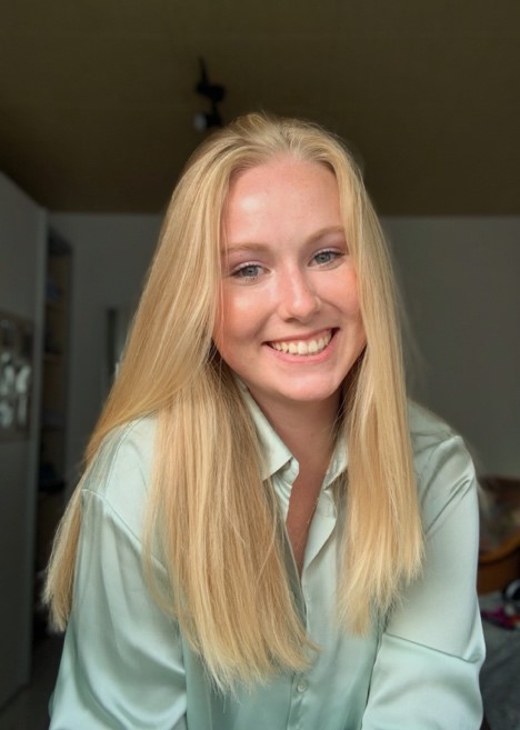 Portrait of Kathryn Wagner, student at Munich Business School