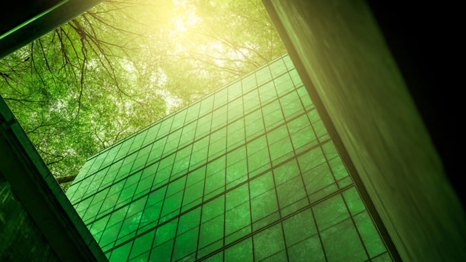 Munich Business School: Regenerative Business Regenerative Business: eco-friendly building in the modern city.