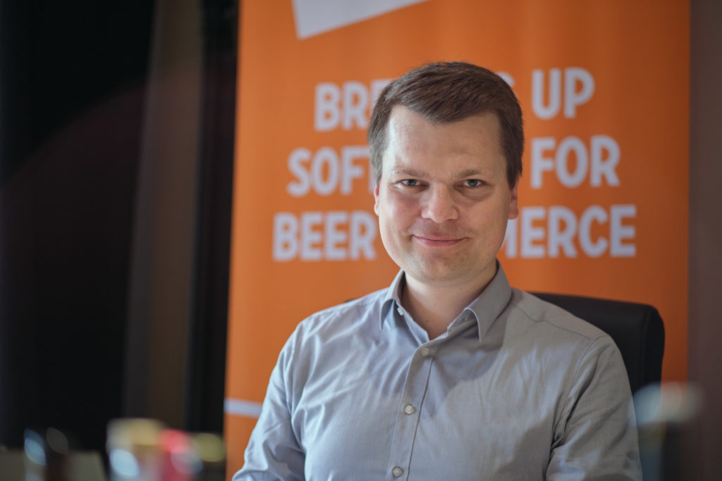 Christian Klemenz, alumnus of Munich Business School, at Bierothek