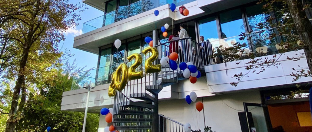 MBS façade decorated with balloons for the semester opening