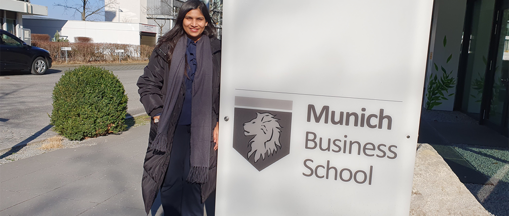 MBA Student Tanushree Jain in front of Munich Business School