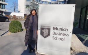 MBA Student Tanushree Jain in front of Munich Business School