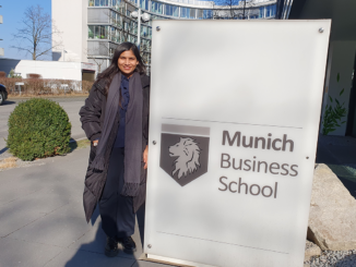 MBA Student Tanushree Jain in front of Munich Business School