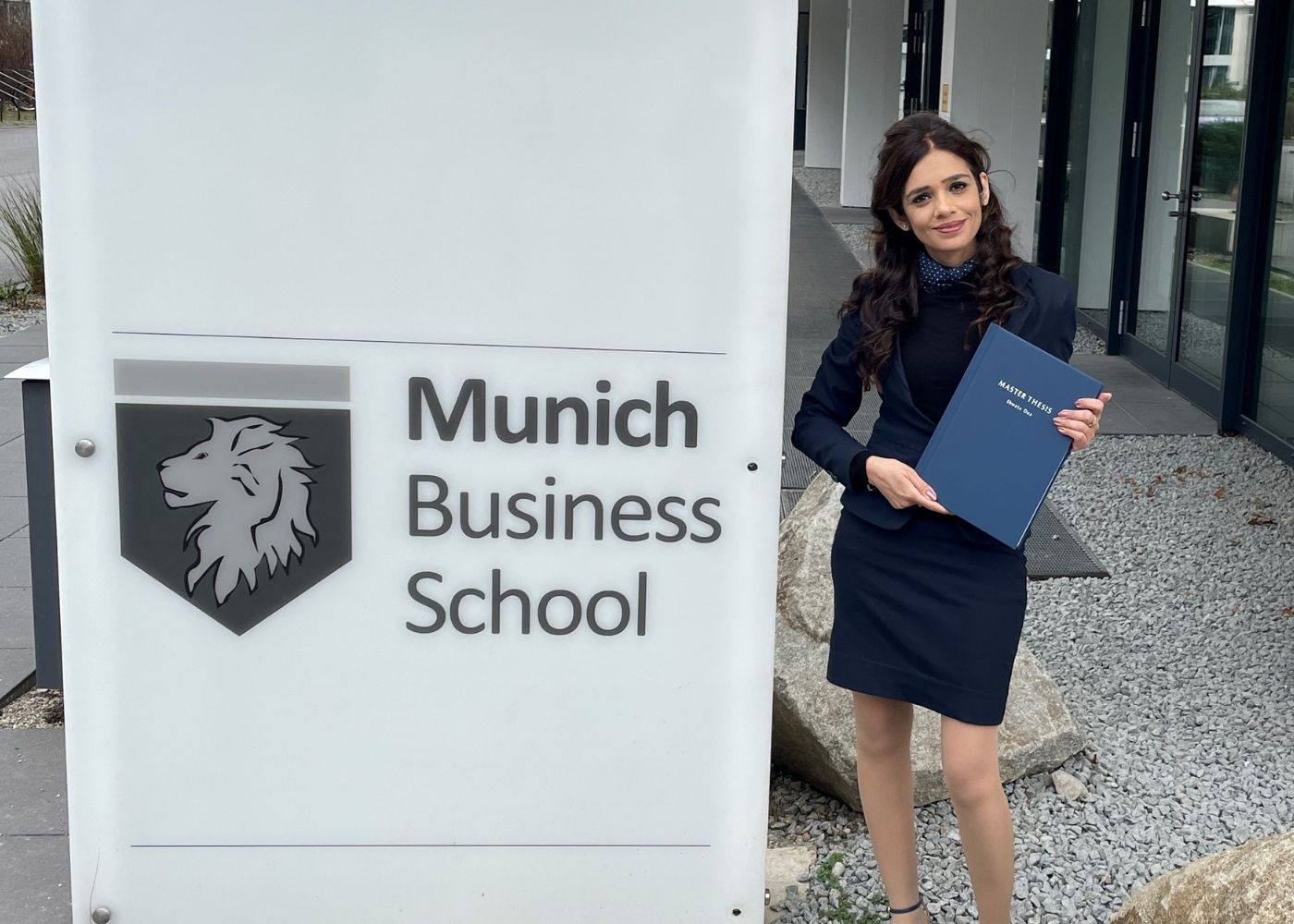 https://www.munich-business-school.de/insights/wp-content/uploads/2026/01/India-Special-Shweta-Dua-–-My-Journey-from-India-to-Germany-Header-4.jpg