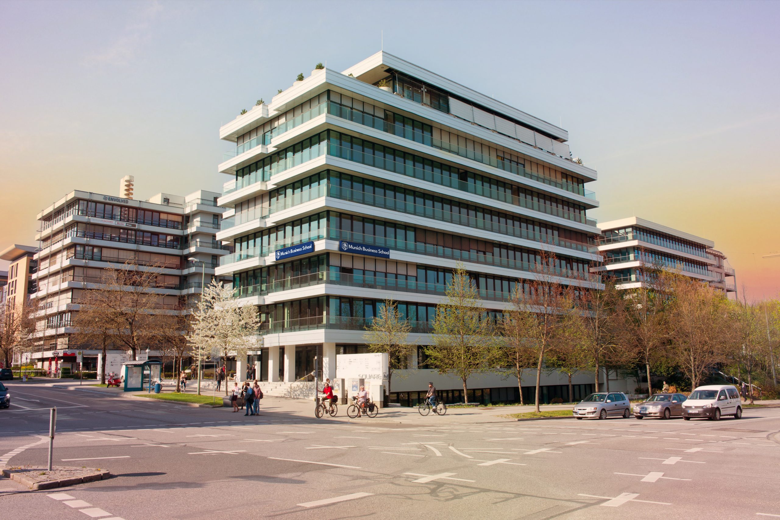 https://www.munich-business-school.de/insights/wp-content/uploads/2026/04/MBS_building_neueslogo1-scaled.jpg